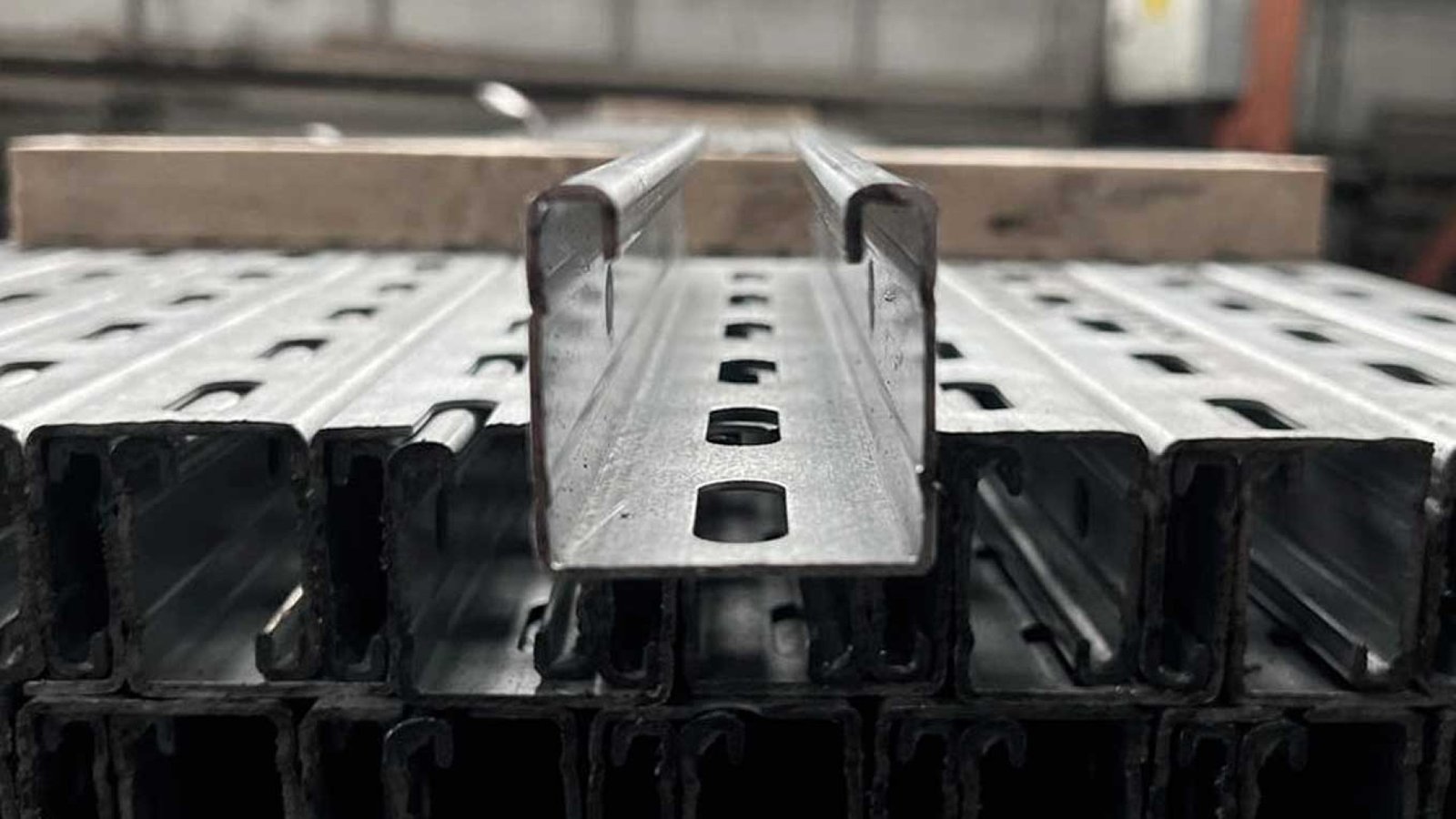 Оцинкованный профиль