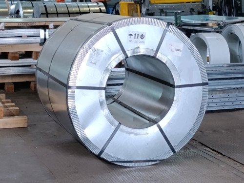 Види профілей для сонячних панелей