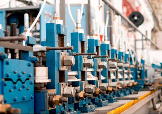 Труба электросварная прямоугольная прямошовная 20×20 × 1,5 мм