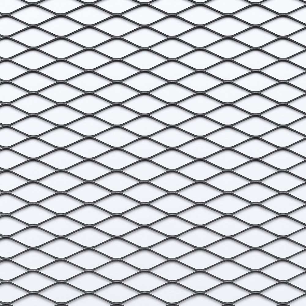 Close-up of 3.5 × 13.5 mm expanded metal mesh manufactured by Loveks-K